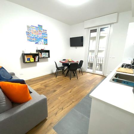 Charming Newly Renovated Apartment Флоренция Екстериор снимка
