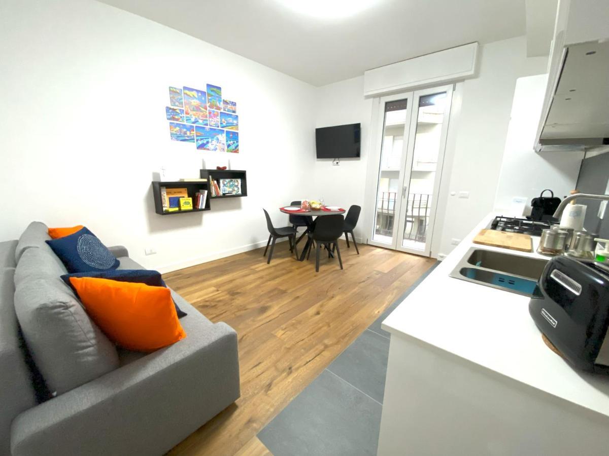 Charming Newly Renovated Apartment Флоренция Екстериор снимка