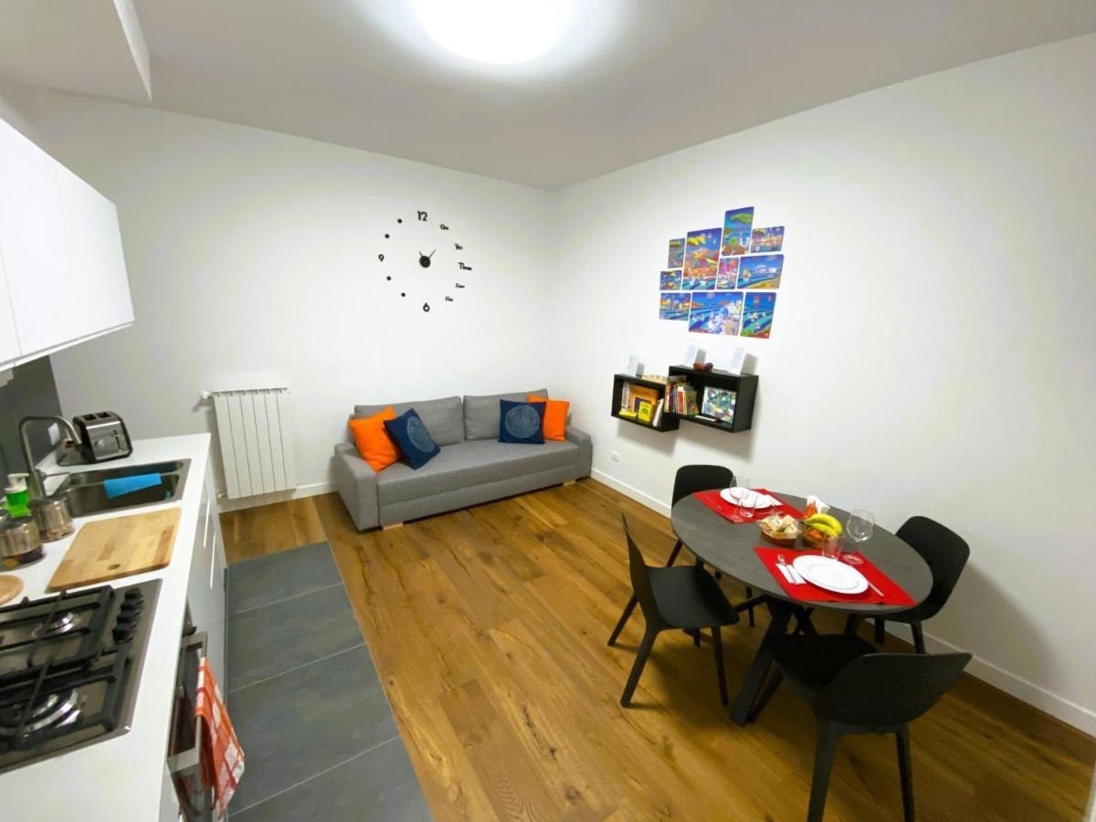Charming Newly Renovated Apartment Флоренция Екстериор снимка